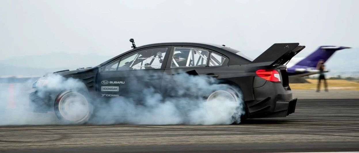 混合路面最香的车，果然还是STI——砖叔