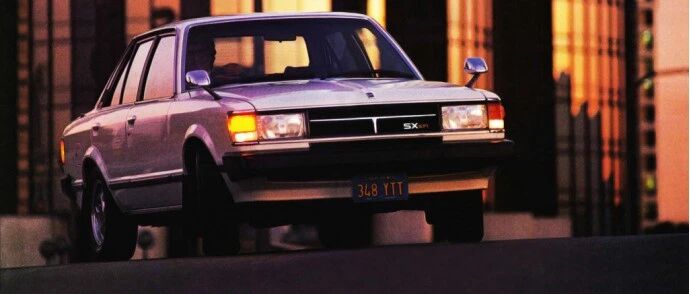 凯美瑞叹了口气，“俺当年确实是作为跑车出道的！”