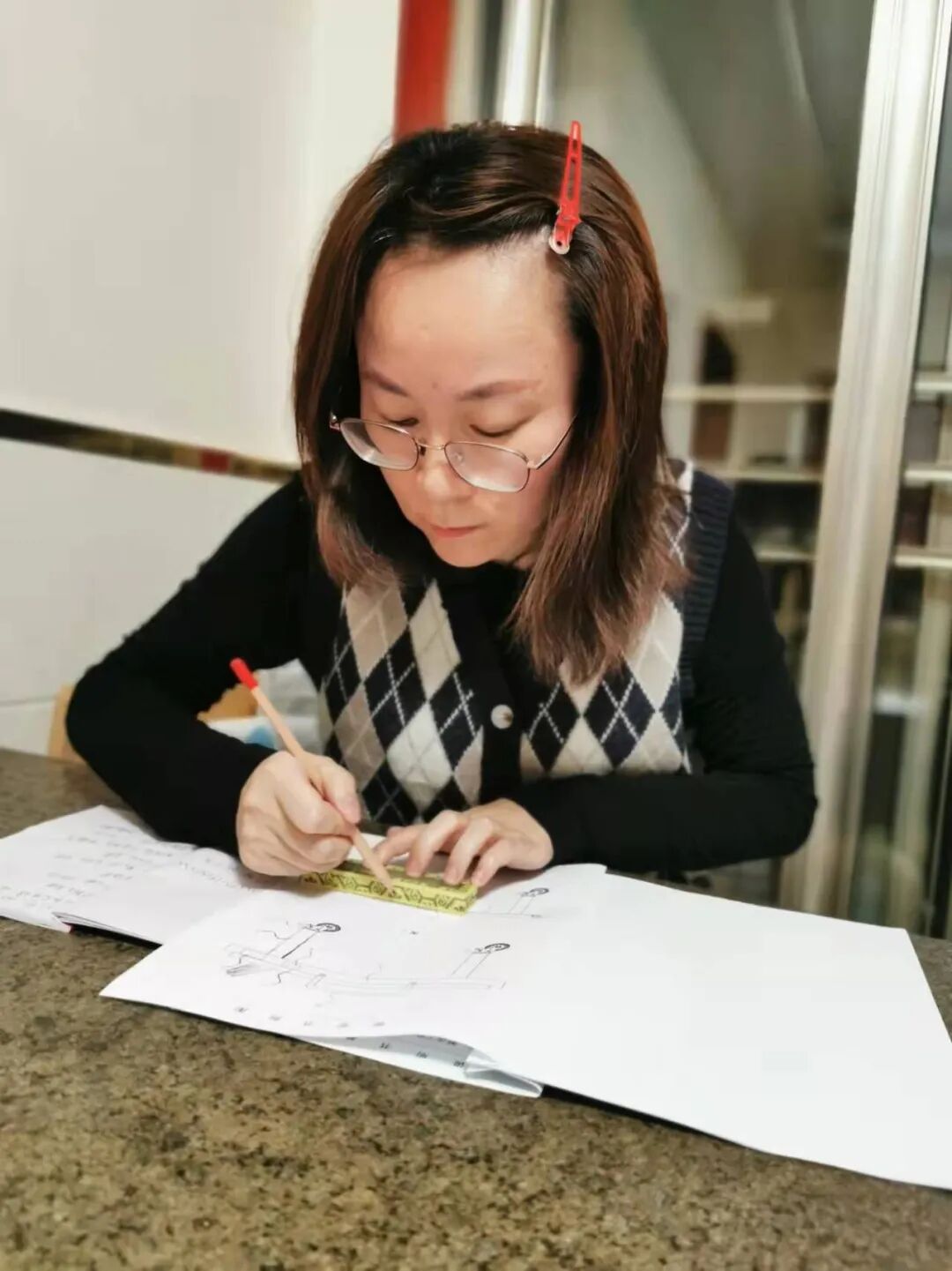 医院担架车怎么使用【全球首款】新疆这家医院发明的全球首款可称重担架车，已投入使用！_https://www.jmylbn.com_新闻资讯_第11张