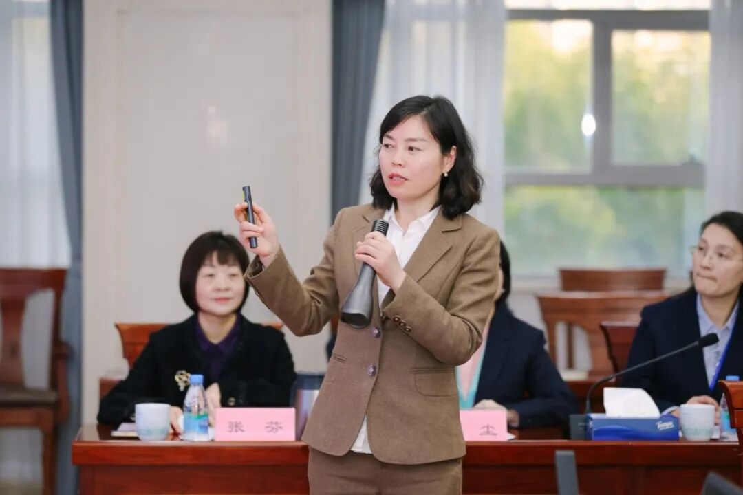 温书记汇报.jpg