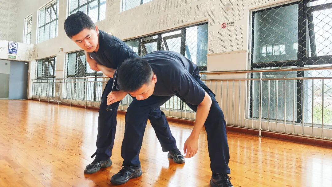 叶本杰_proc.jpg