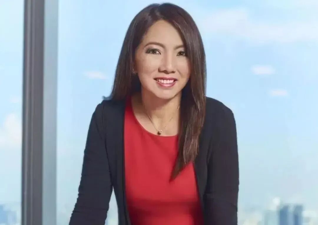 揭秘！新加坡“打工女皇”的硬核人生：牛津毕业、DBS首位女CEO... - 华人快讯