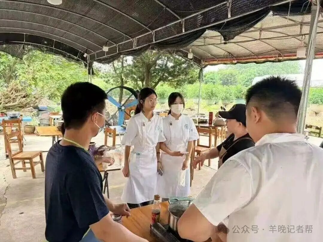 当地政府联系学生志愿者提供支援 资料图