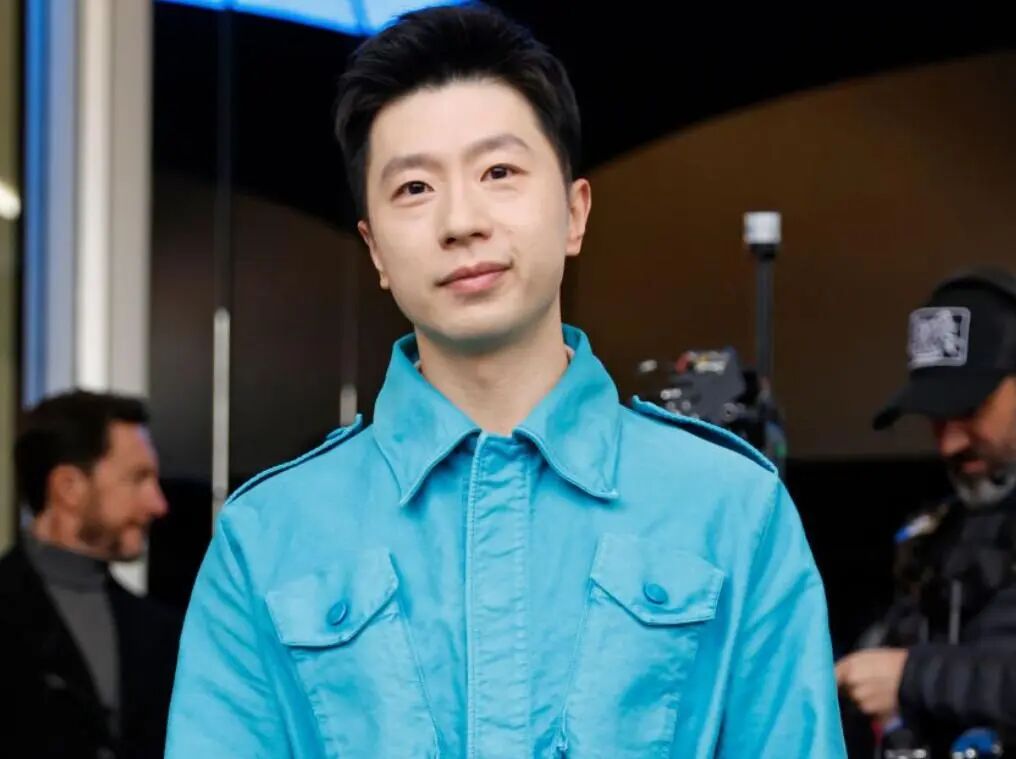 中韩泰男明星看秀外网生图