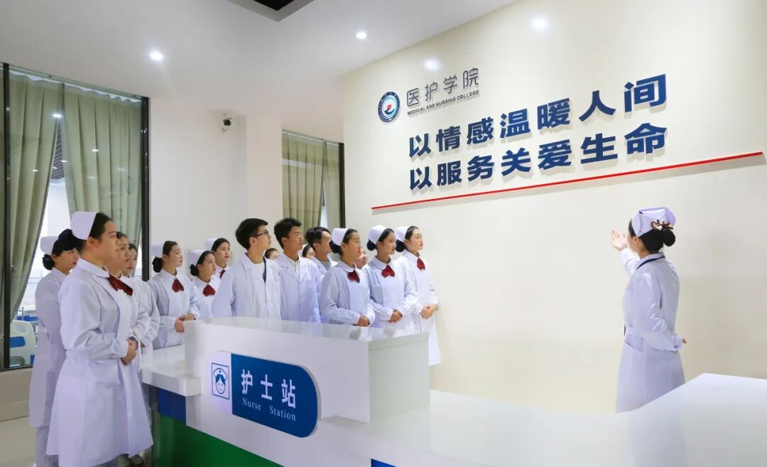 川科医药卫生类专业 | 国家紧缺人才专业，政策利好，就业前景广阔(图2)