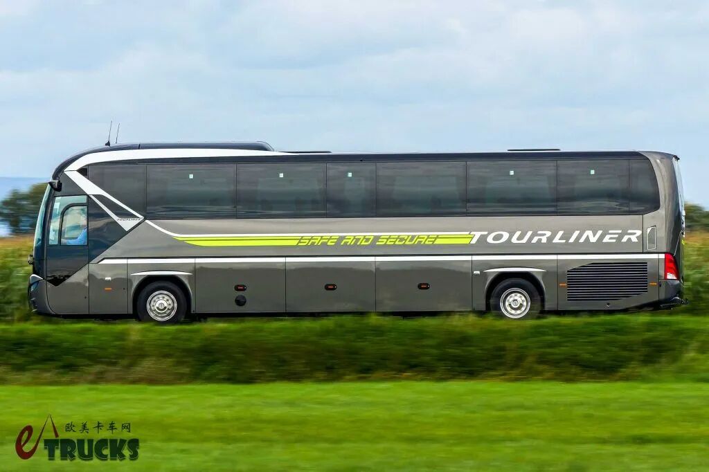 2025Busworld客车展｜搭载全套安全系统！尼奥普兰入门级Tourliner Safe Secure车型实拍