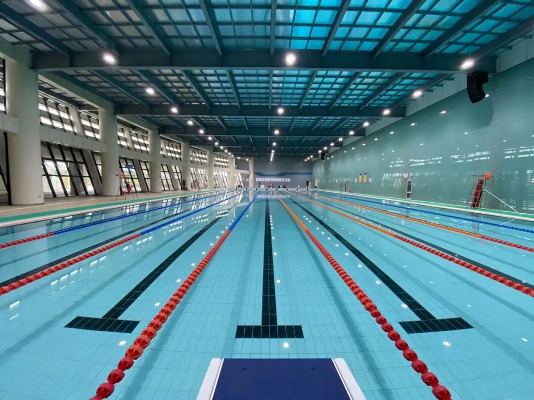 秋季游泳好处多|万馆游泳中心超值特惠活动来啦!