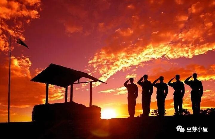 ���Ӿ�:ʿ��ͻ��