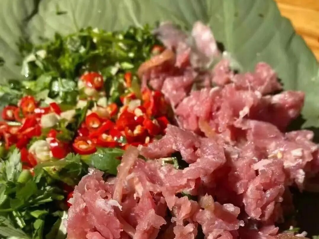 傣族酸肉.jpg