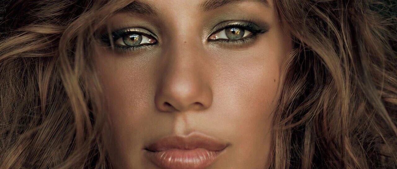 I AM女人40-- 丽安娜&middot;刘易斯Leona Lewis