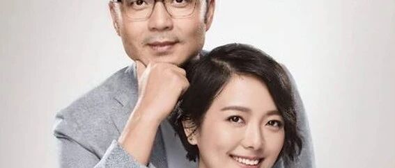 杨乐乐带儿子沐沐参加马术比赛,打扮随意素颜出镜,汪涵又缺席了