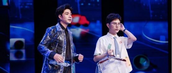 袁成杰为李响战队献唱主题曲  姐妹花Reborn备战间冲突不断