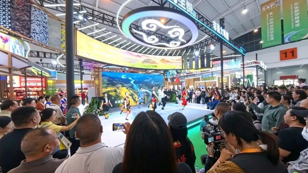 凤凰健康亮相玩博会_保山宣传语揭晓_