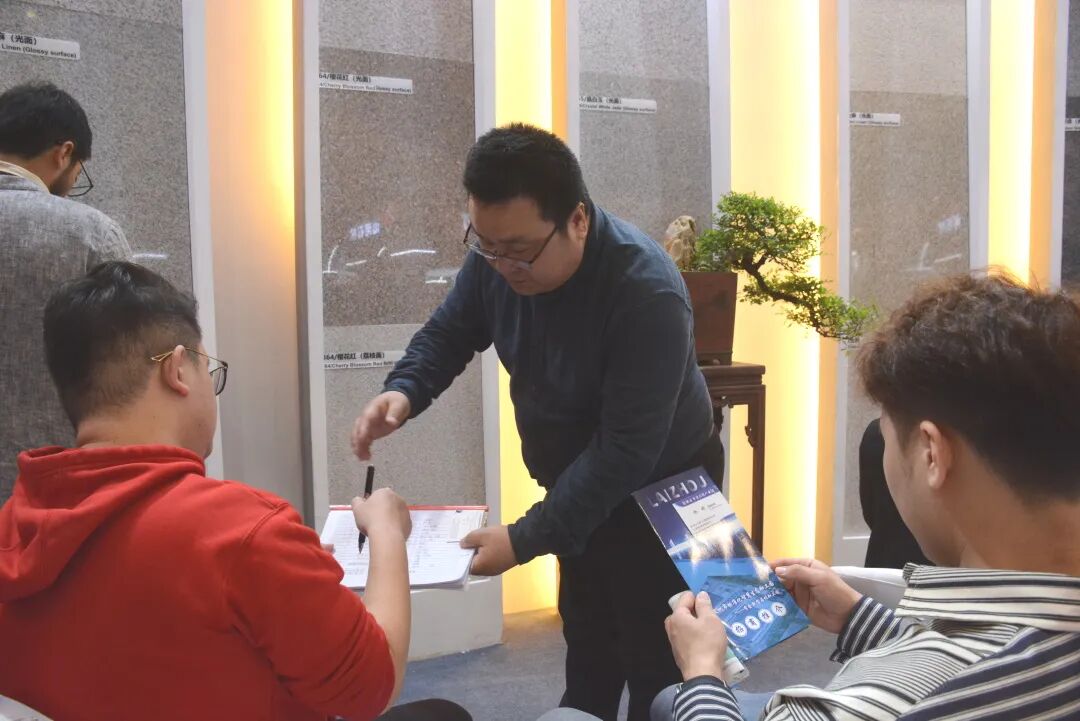 “石”来运转！莱州石材焕新登“鹭”