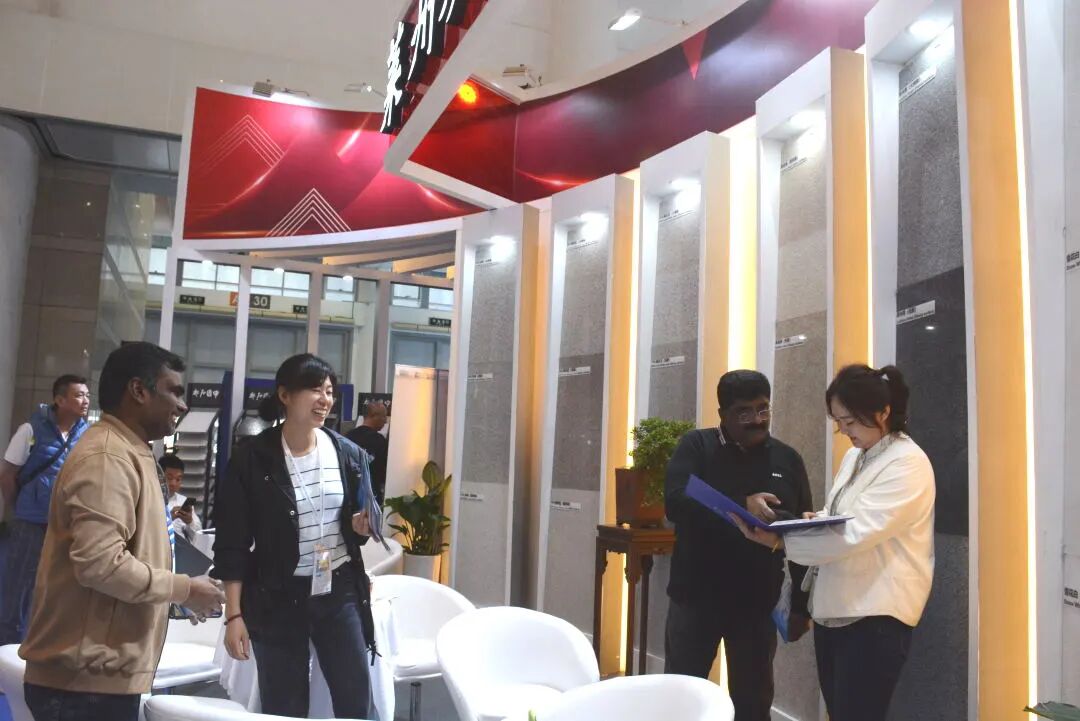 “石”来运转！莱州石材焕新登“鹭”