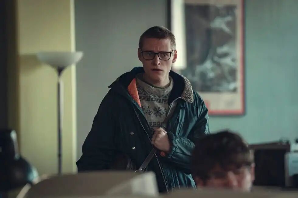 Black Mirror' S7 Ep4: 'Plaything' Ending (and QR Code) Explained