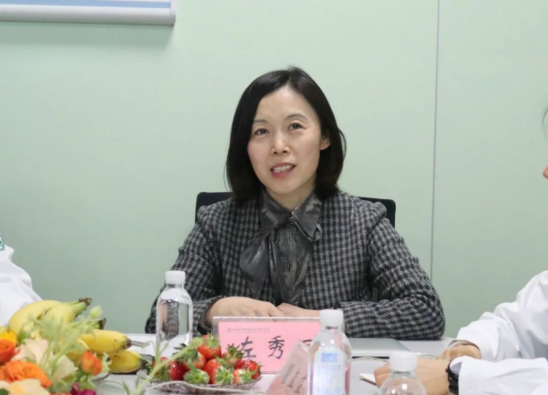 您现在的位置:>首页>新闻动态>左秀丽教授以《学科建设,我们一直在路