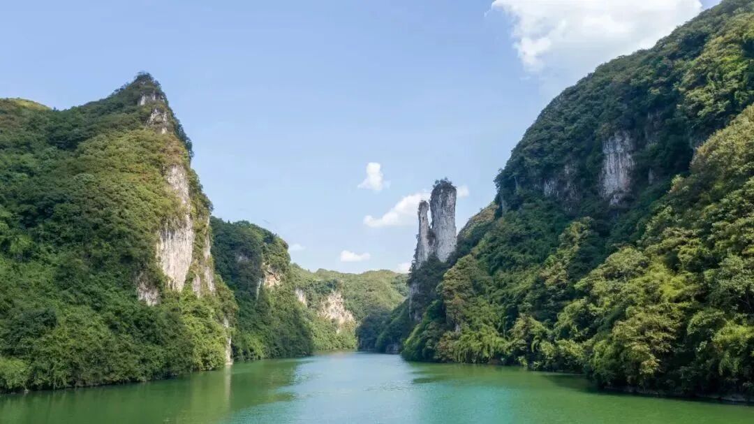 07高过河景区高过河风景区属于峡谷型旅游胜地,距镇远古城34公里,位于