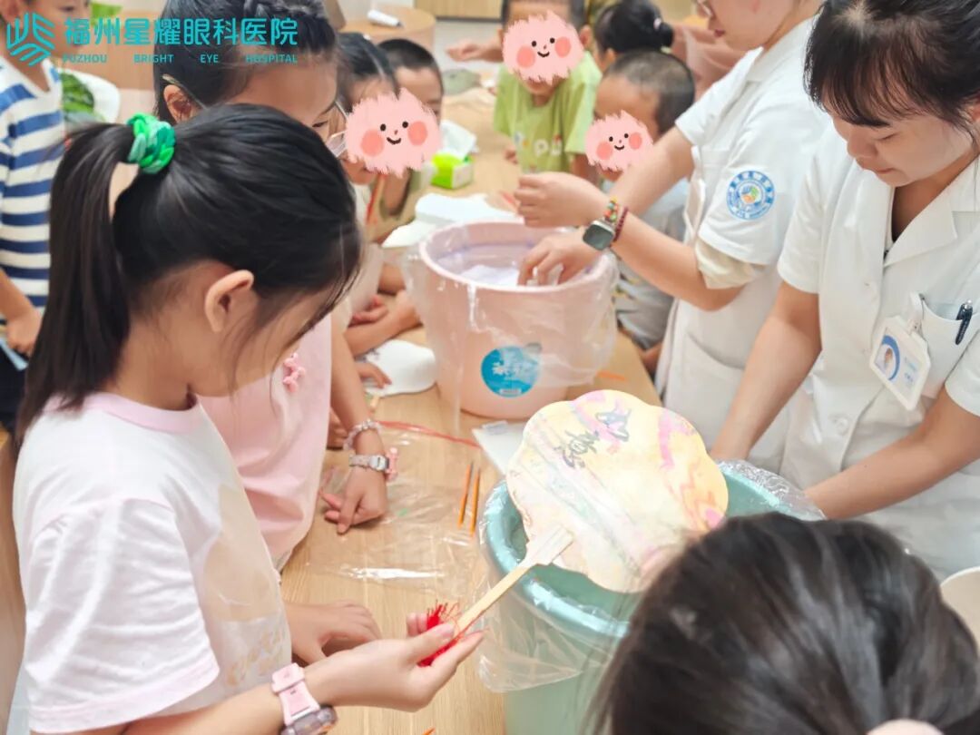 亲子共创·非遗漆扇手作现场