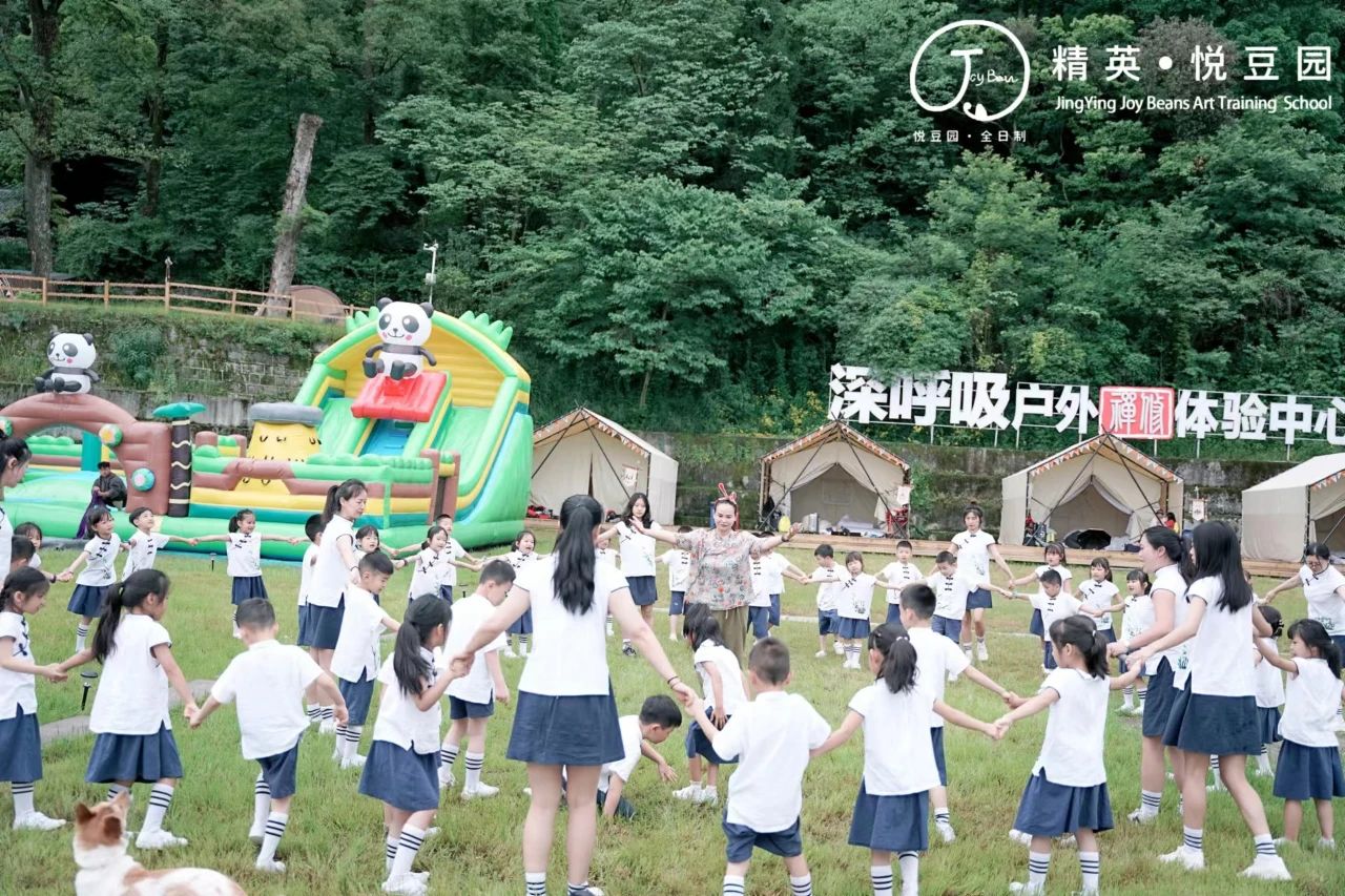 深呼吸露营基地,露营烧烤,露营烤肉,啤酒,露营KTV