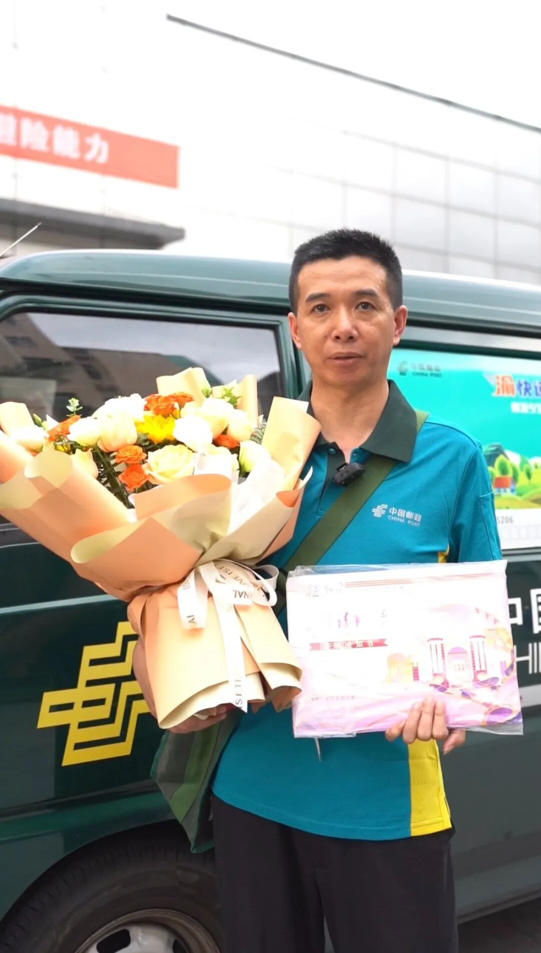 投递了那么多录取通知书，这次是给自己女儿！来自清华大学！