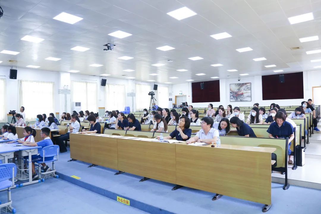 英语课堂新旧知识如何衔接_复习旧知识学新知识的英语_小学英语新旧知识如何衔接