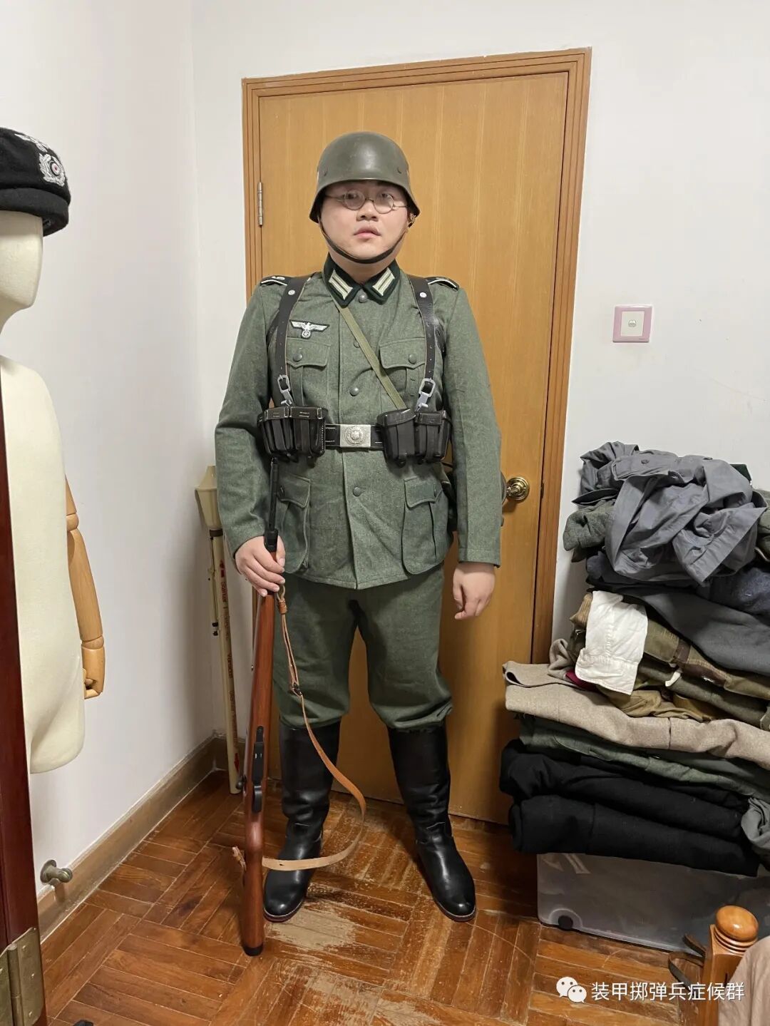 士兵迷彩战斗造型因本人财力和知识有限,如有错误请提出,请见谅.