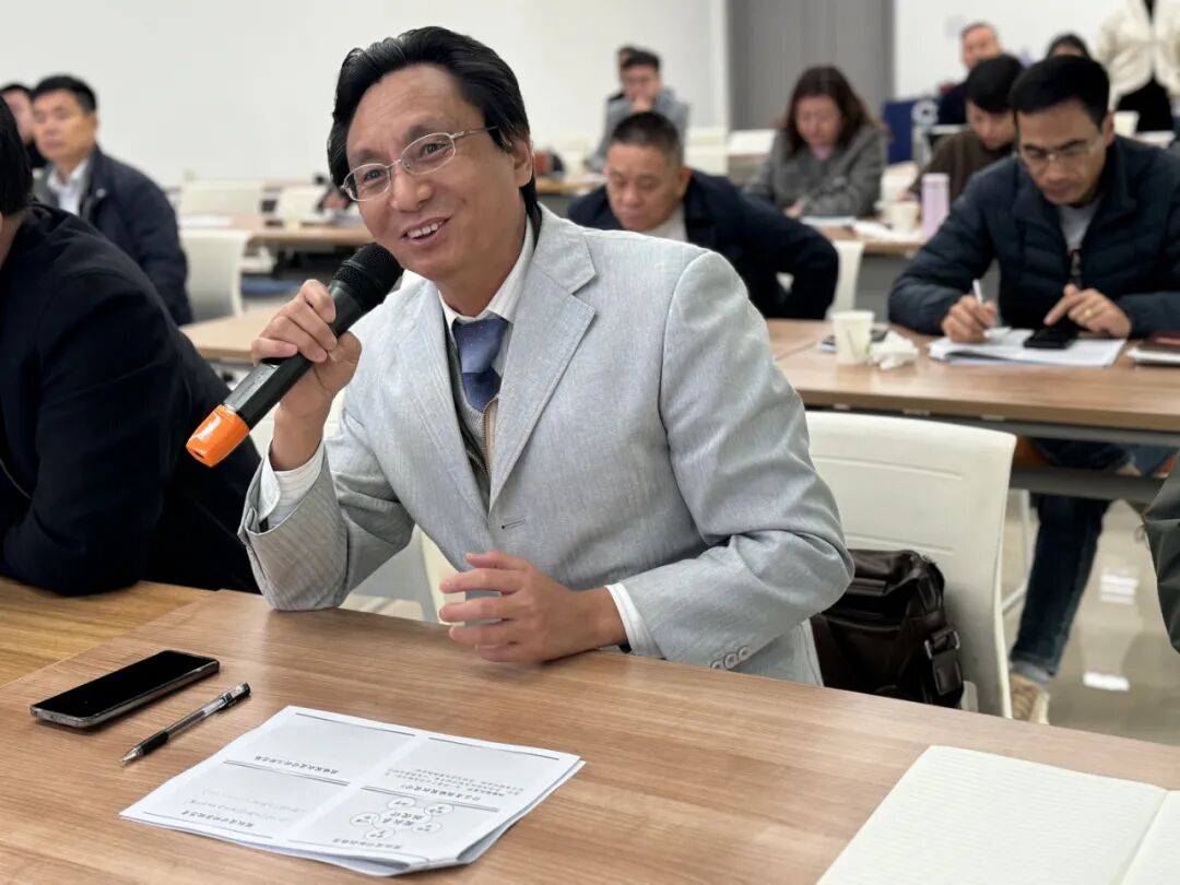 徐盛灯博士为合肥创新院精华MBA班授课