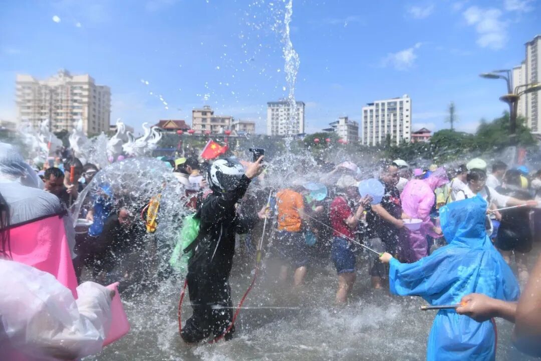 4月春假旅行榜｜挖到被低估的小城，春色比扬州更撩，钻进紫蓝色花海被治愈！