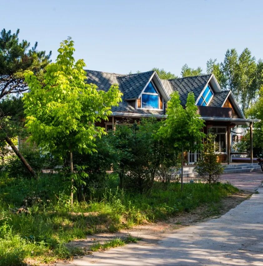 在西辽河畔 邂逅美丽乡村