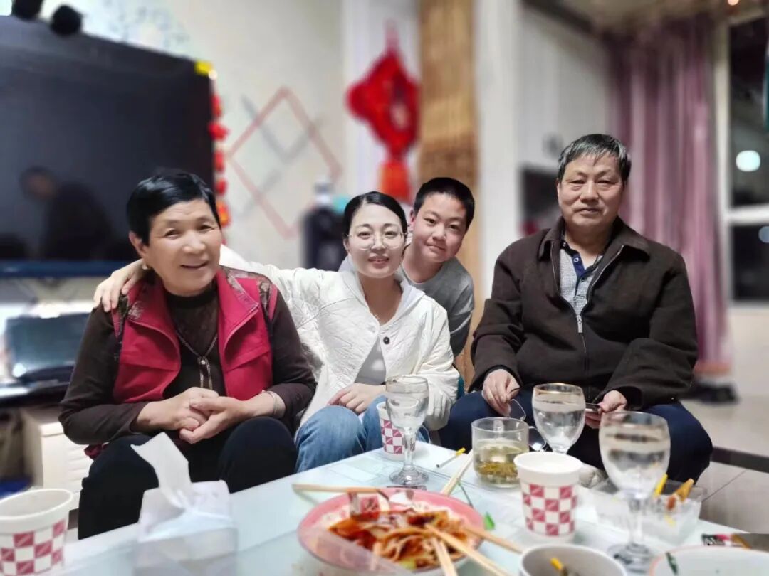 麦子熟了，勾起了对家的思念