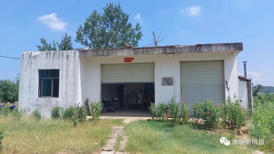 鄱阳油墩街镇社会各界爱心接力汇大爱点亮困境准大学生的求学路