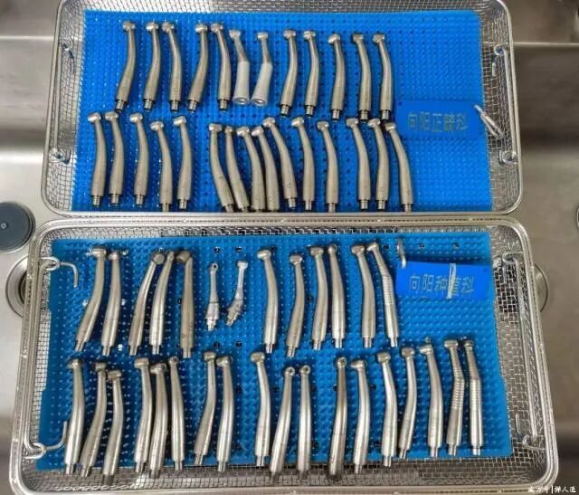 为什么口腔叫手机牙医的“手机”独白，听完再也不担心看牙消毒问题_https://www.jmylbn.com_新闻资讯_第1张