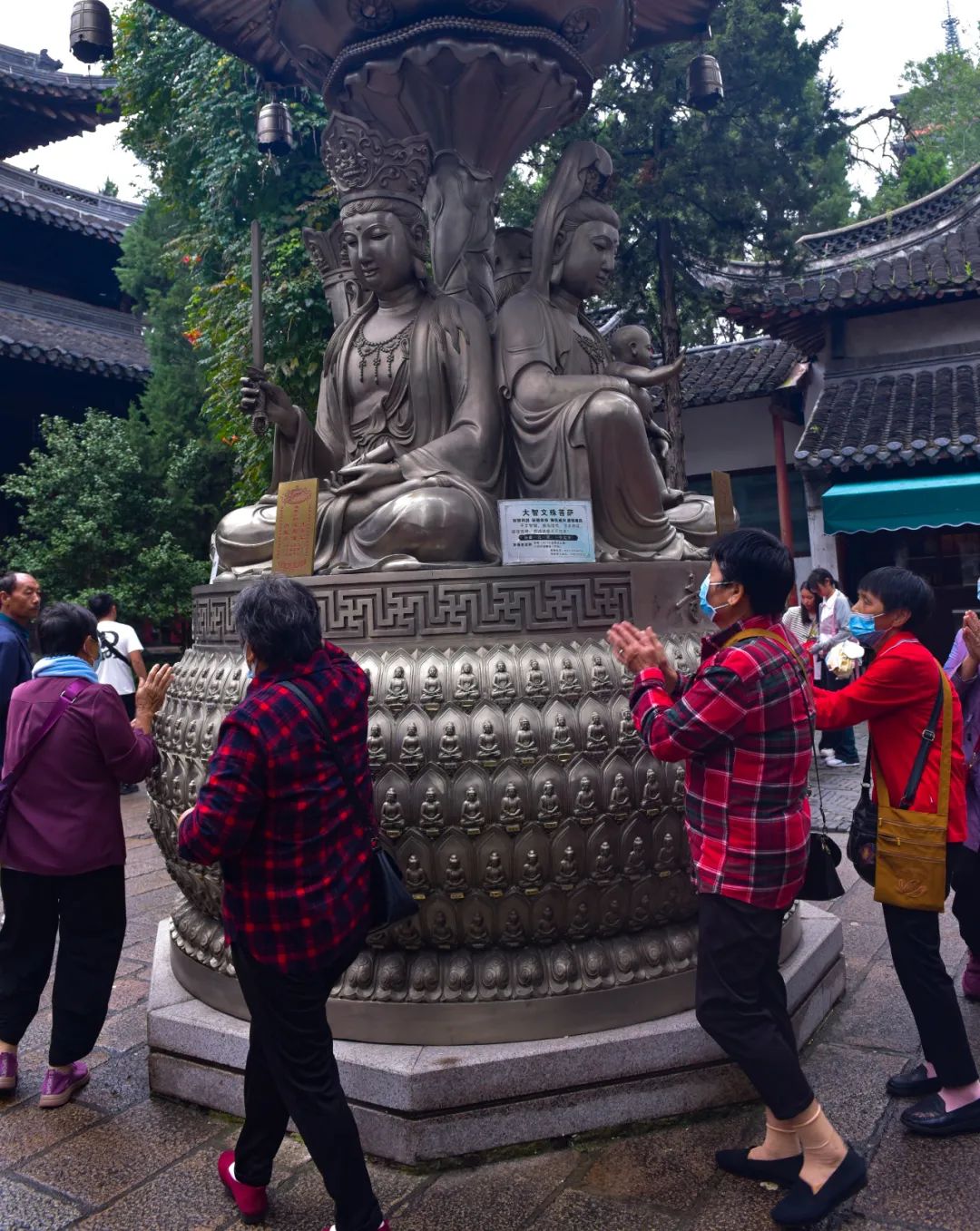 理发吉日文殊菩萨_菩萨剪发日_理发吉日文殊菩萨证果