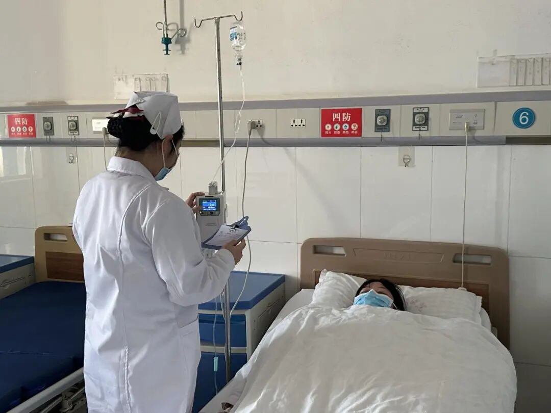 什么病人需要用输液泵用心体验，真诚相待——普通外科Ⅰ开展护士角色互换体验_https://www.jmylbn.com_新闻资讯_第6张