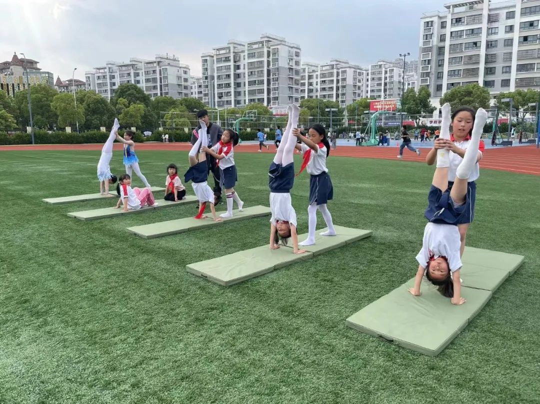 “社”彩缤纷， “团”聚活力——学府小学体育精品社团展示 金年会博彩资讯 第24张