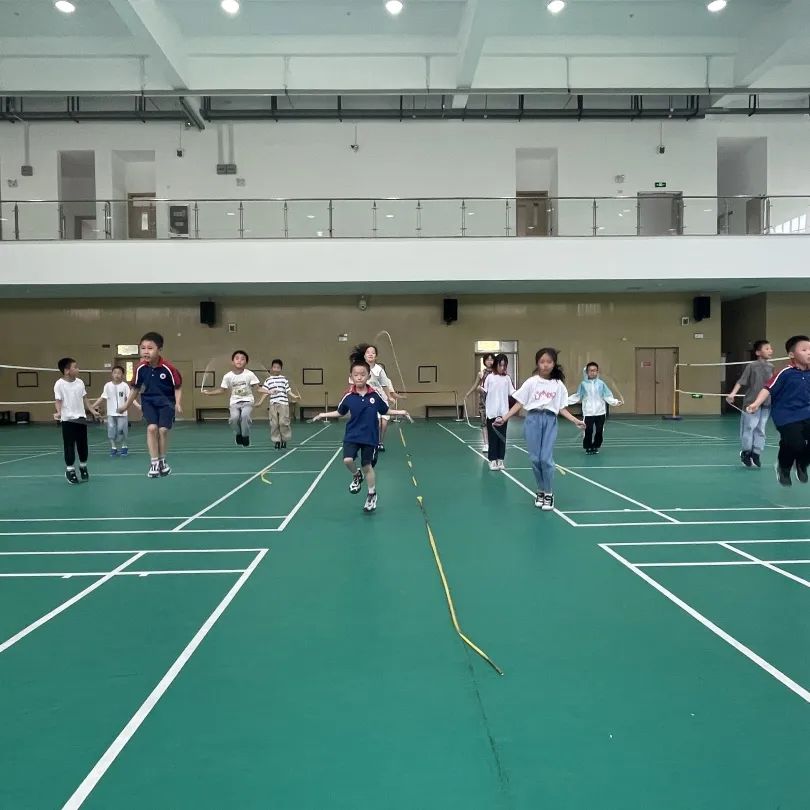 “社”彩缤纷， “团”聚活力——学府小学体育精品社团展示 金年会博彩资讯 第12张