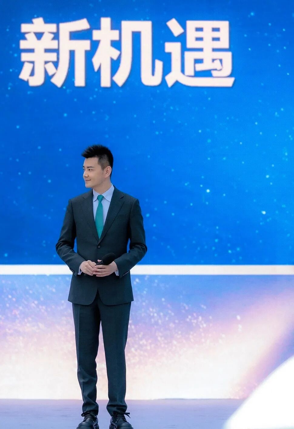 王宁,严於信,张韬合体亮相,推介《主持人大赛——新闻主播季》