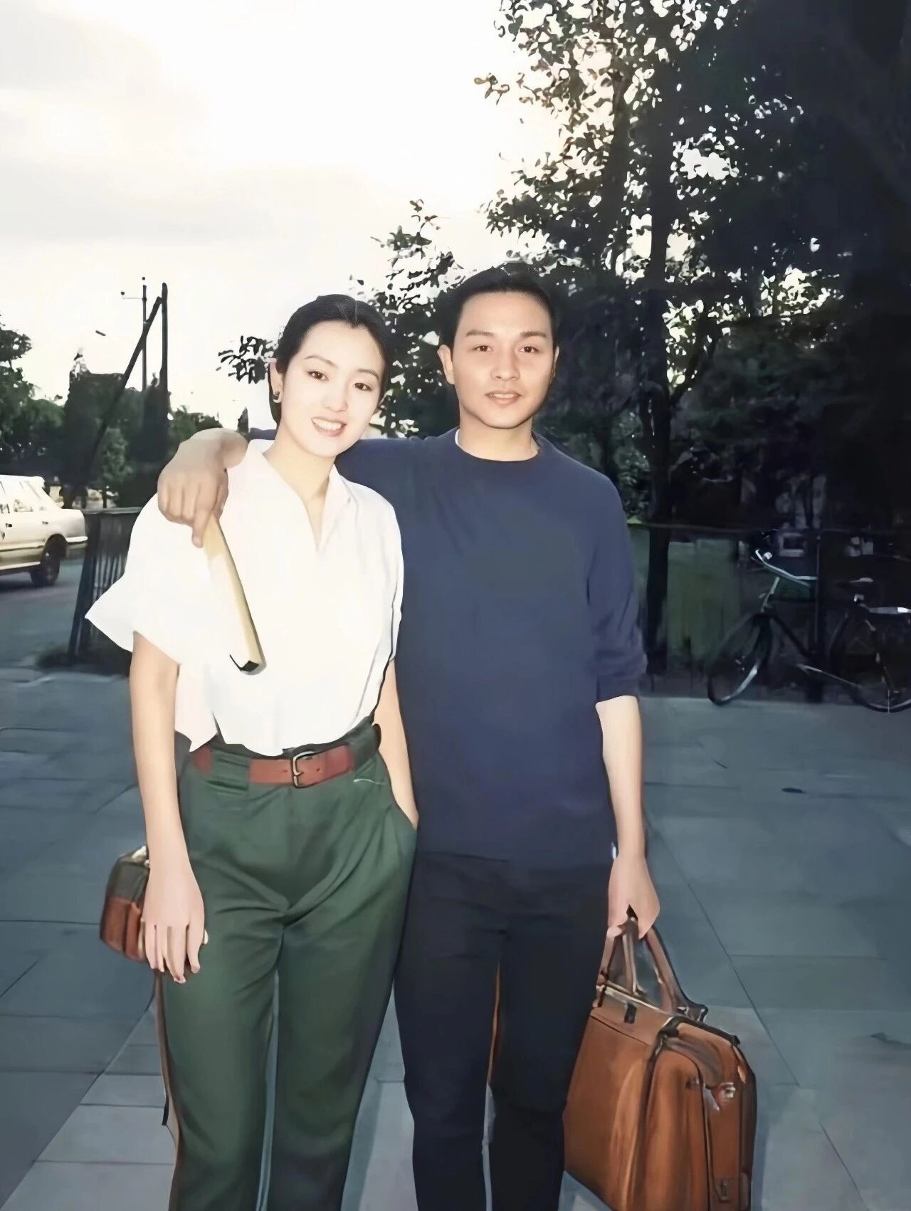 巩俐张国荣旧照为何比精修更难忘?