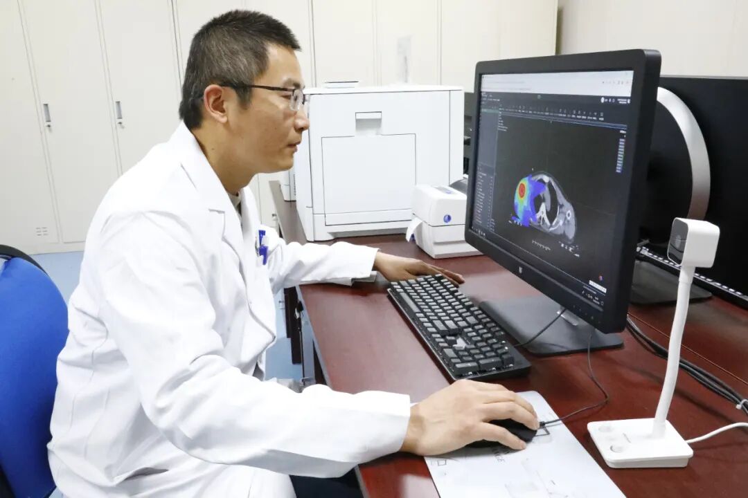 联影的CT怎么样精准“狙击”肿瘤细胞，新区中医医院顶级联影一体化CT直线加速器正式开机！_https://www.jmylbn.com_新闻资讯_第27张