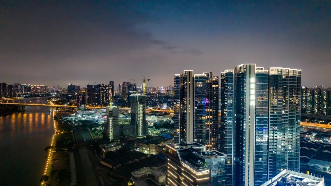 中海观澜府*批交付，业主反手挂上10万+？