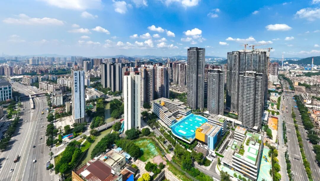 黄埔万科城市之光总价450万，值得入手!