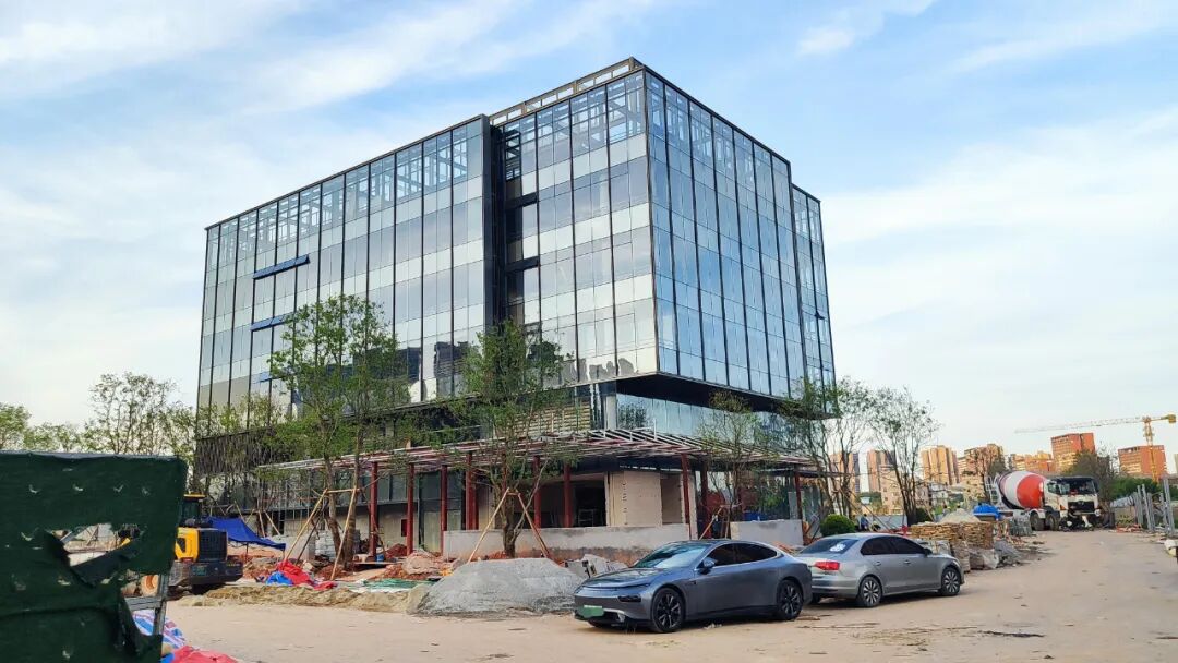 番禺星河盛世锦城准备入市，会卖多少钱一平方？