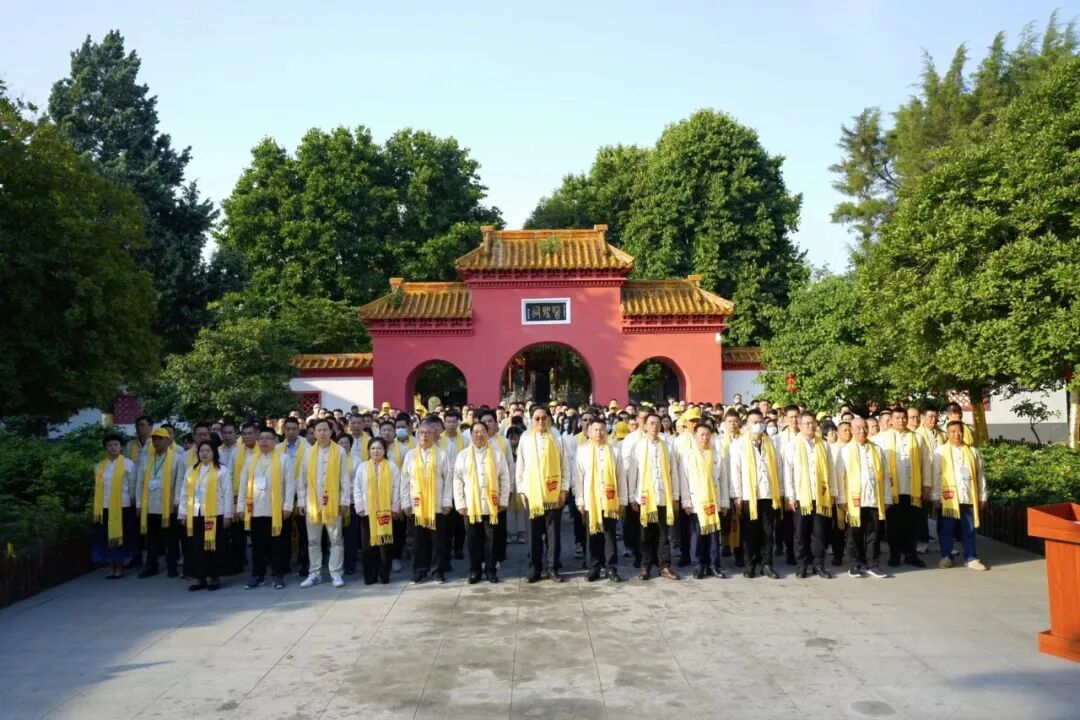 “传承医圣之光弘扬中医药文化”——白云山小柴胡南阳文化寻根活动