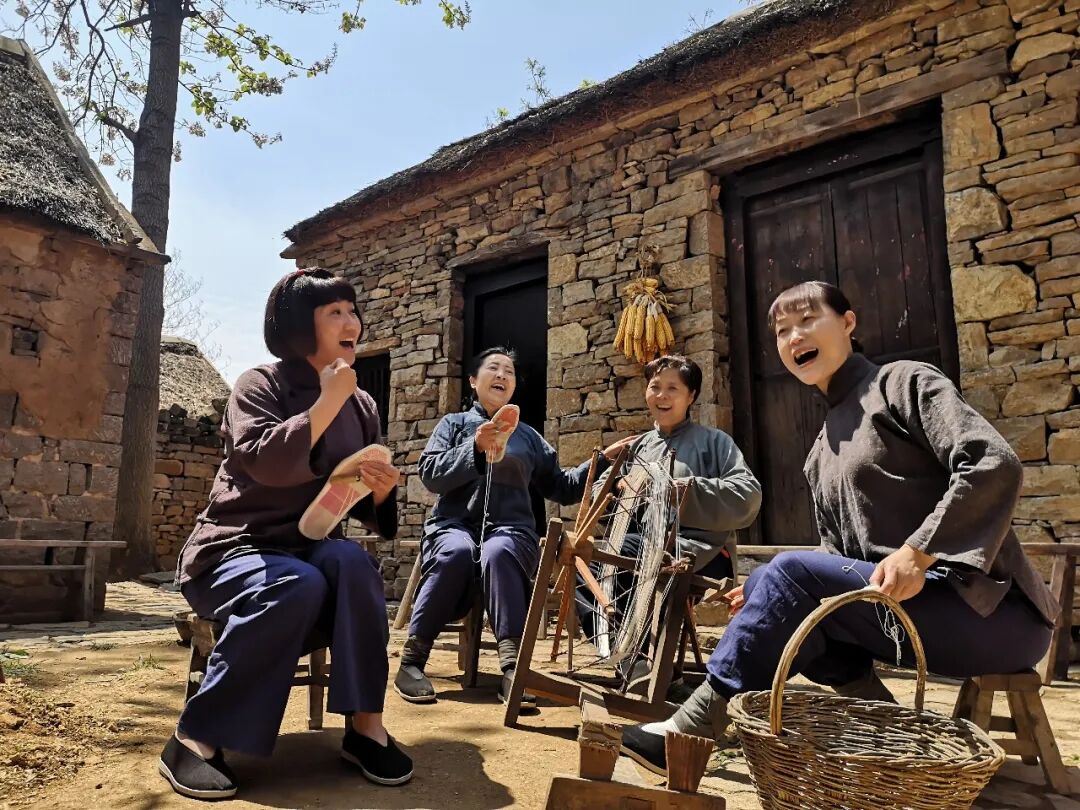 临沂市沂南县红嫂家乡旅游区沉浸式红色小院演出 图片来源：郑树平