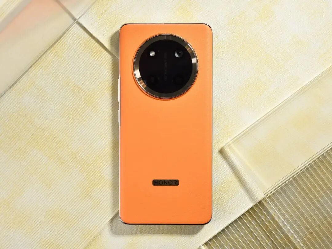 买手机就得买口碑好的，这3款手机评分高达9.6，