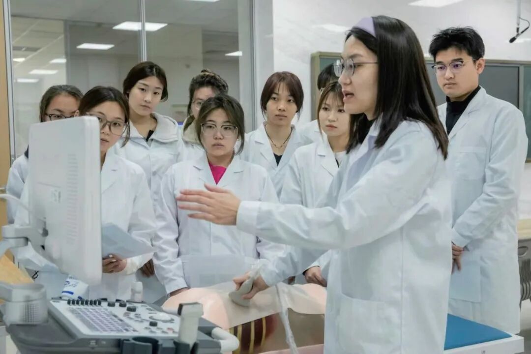 图8_第1页_2026招生简章-终审稿.jpg