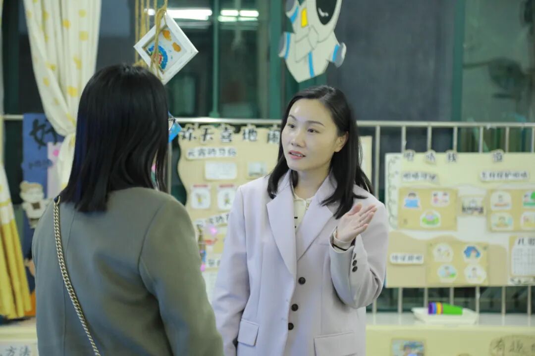 春风为序奏响家园共育的和谐乐章新蕾幼儿园2024年春季家长会