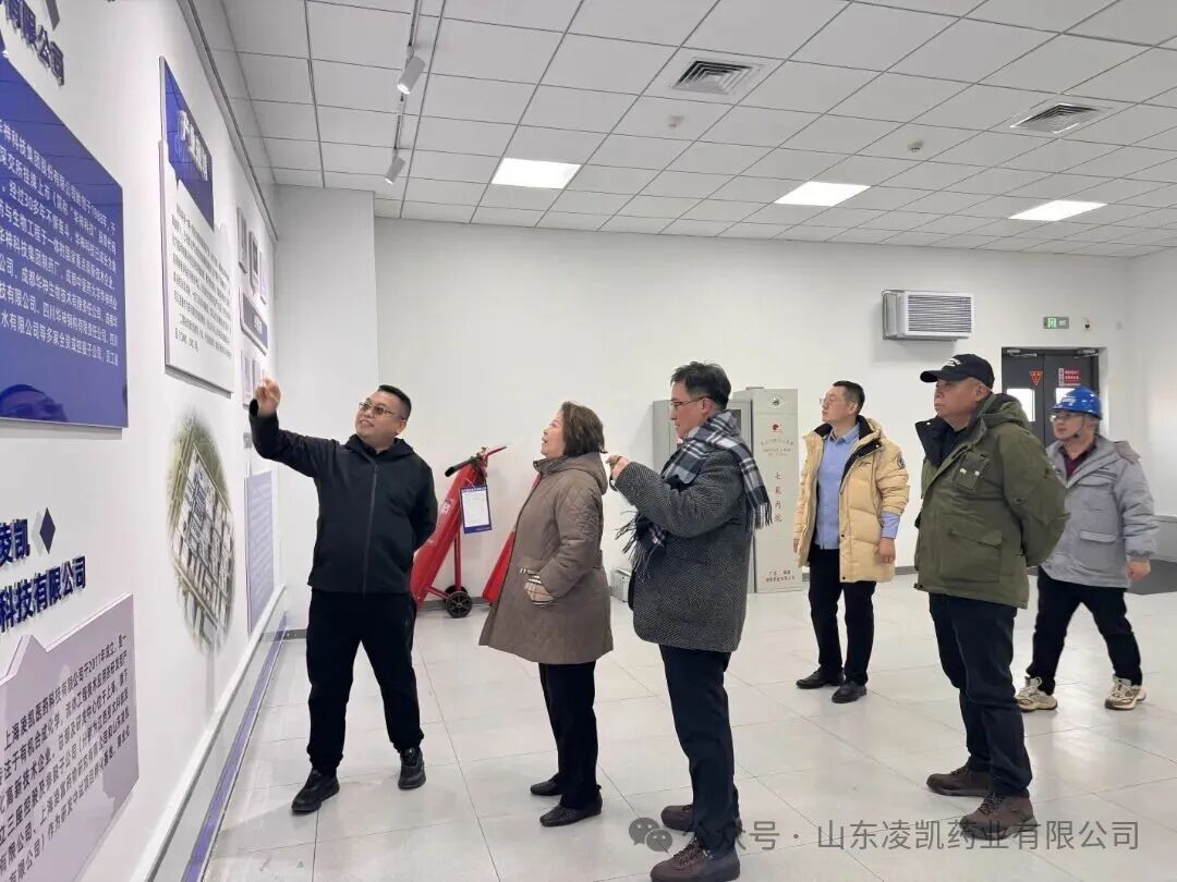 参观3-中控室.jpg