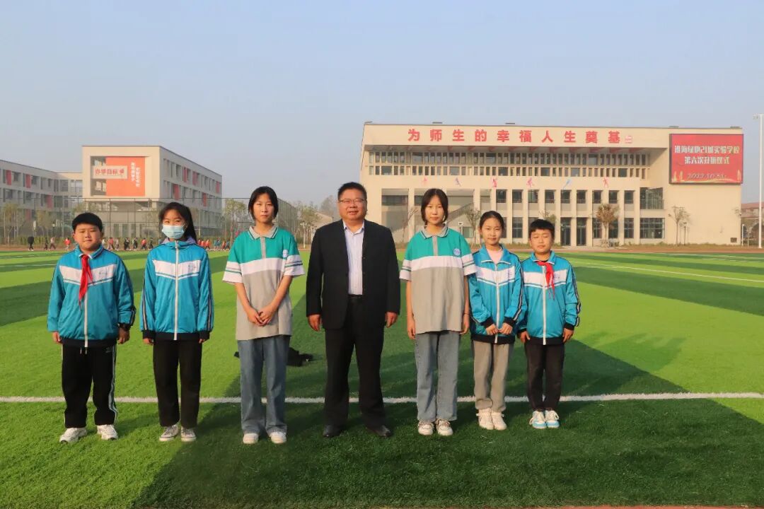 【2464号】周开军：技术、艺术与深度学习∽一个关于人像绘画的案例分析